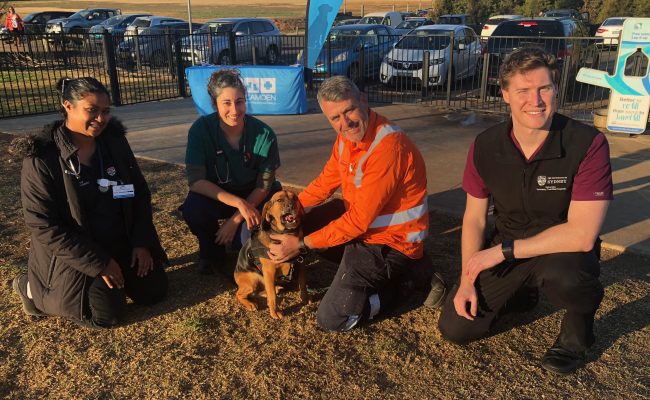 1 Darryl and Cooper with the Uni Vets team